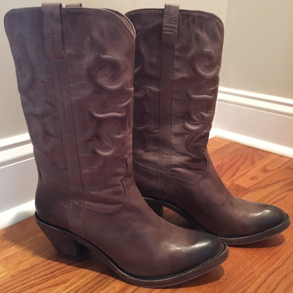 Spirit leather women’s cowboy boots
